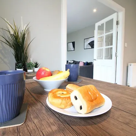 Penthouse Parade Apartment, Sleeps 6 شقة هاروغايت