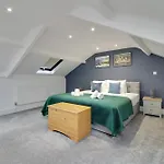 Apartment Penthouse Parade Apartment, Sleeps 6